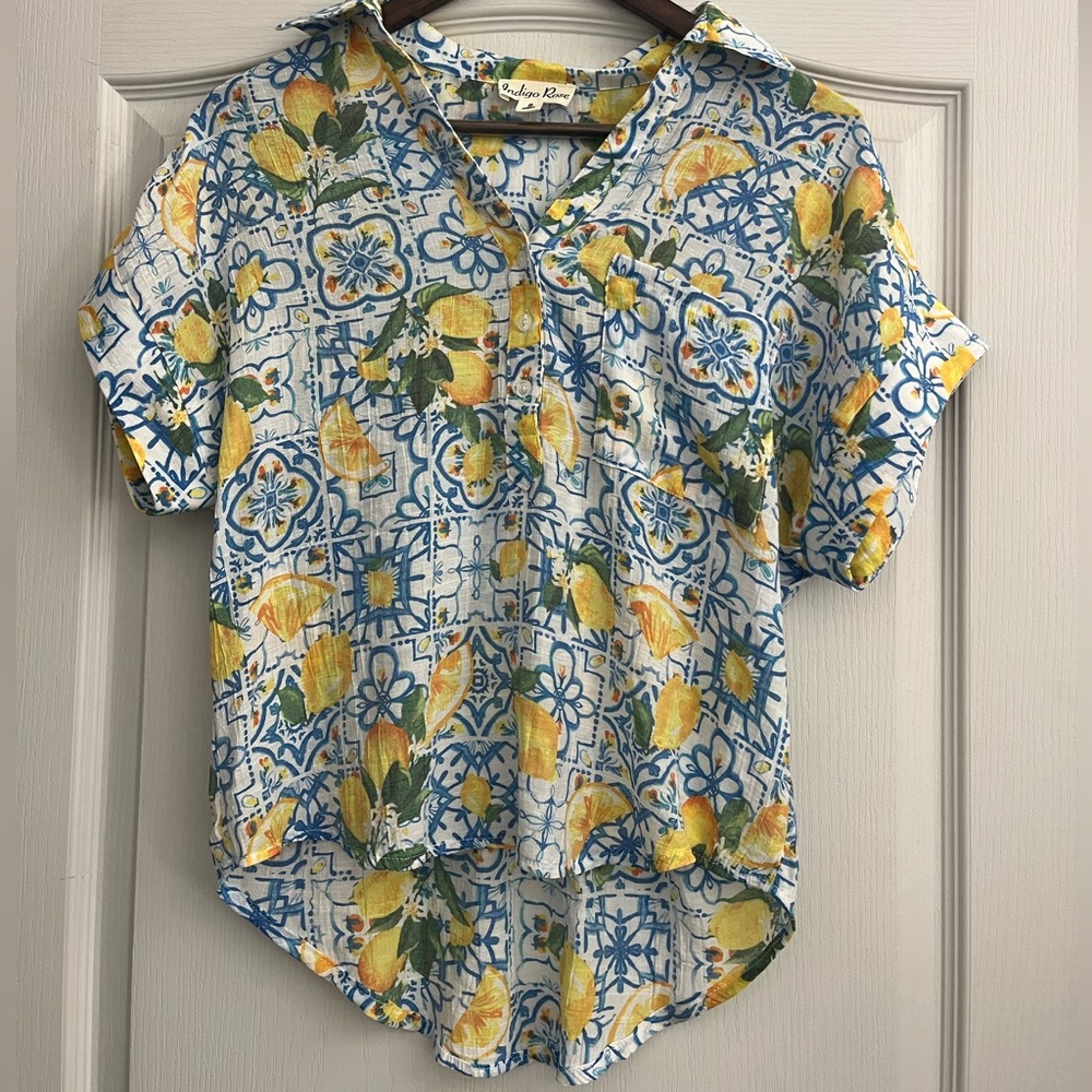 Grecian Lemon Blouse | Button-Up Collared Casual